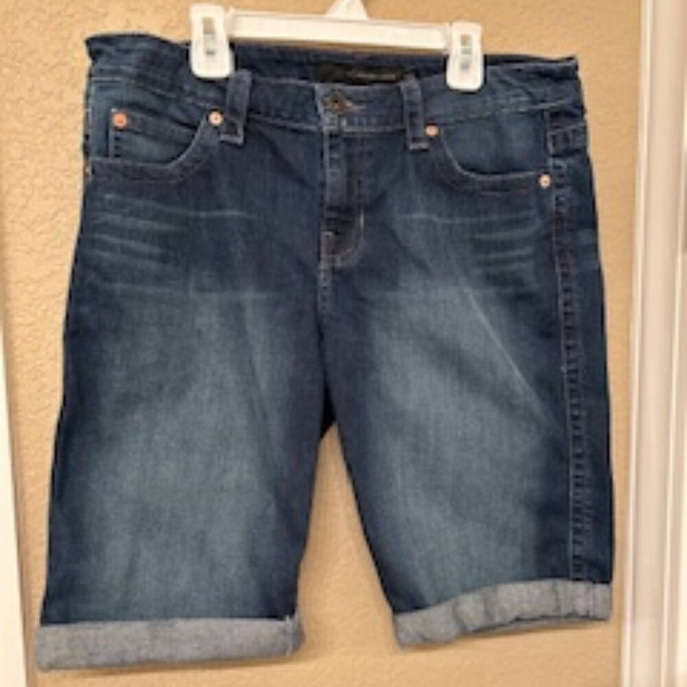 Calvin Klein Women’s Bermuda Cuffed Denim Shorts